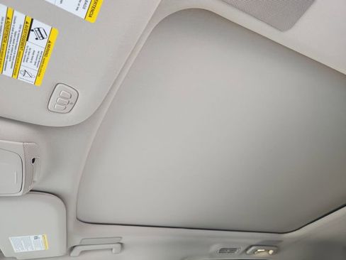 Used 2024 Ford Expedition Platinum image 22