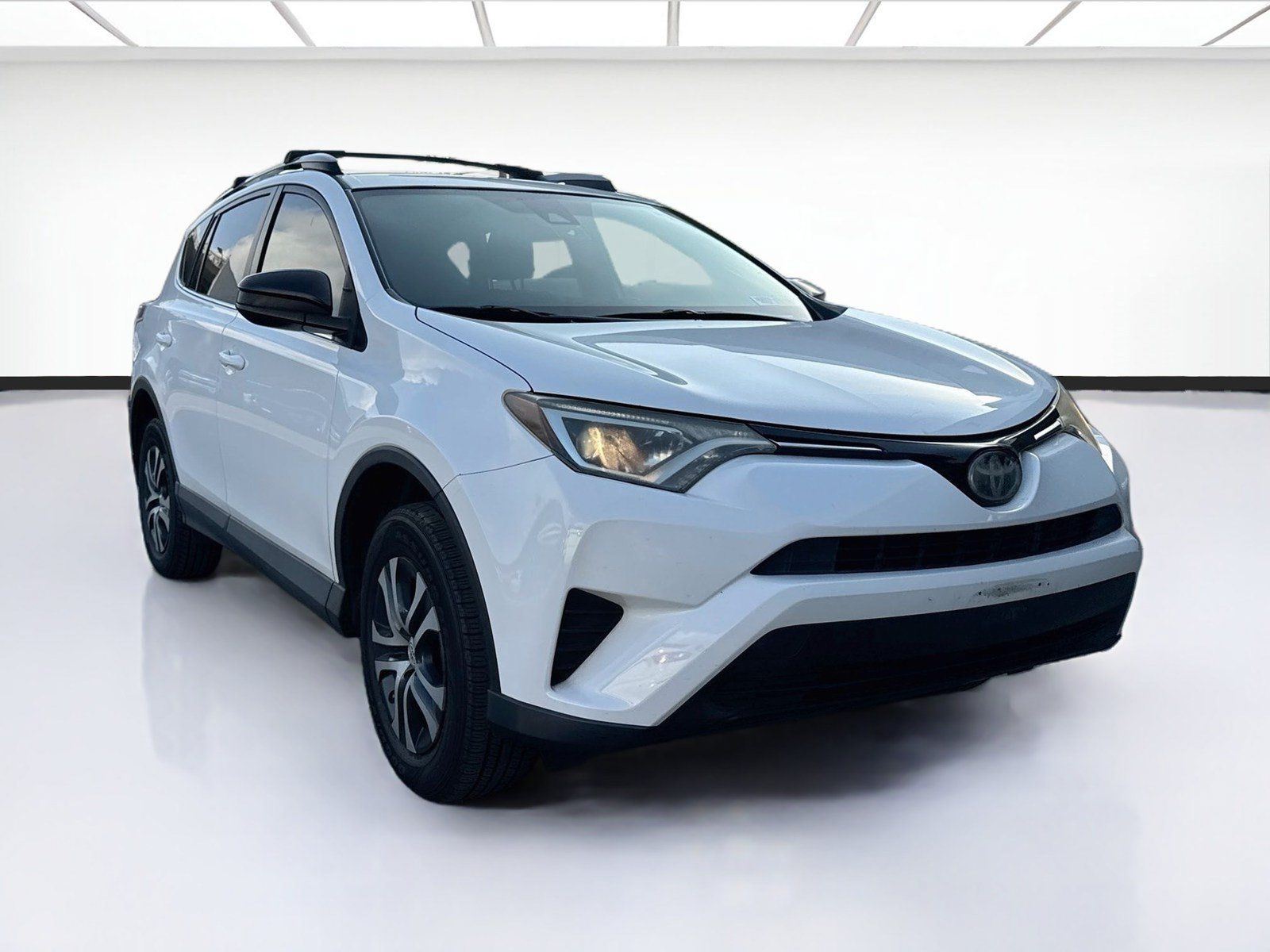 Used 2017 Toyota RAV4 LE w/ Carpet Mat Package FWD image 3