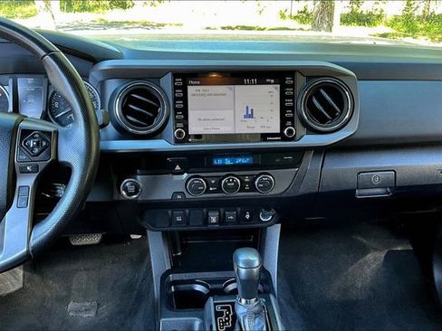 Used 2023 Toyota Tacoma TRD Off-Road image 9