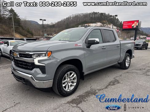 Used 2024 Chevrolet Silverado 1500 LT w/ Z71 Off-Road Package image 1