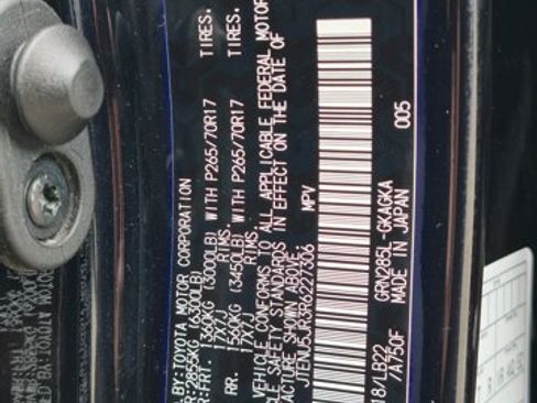 Used 2024 Toyota 4Runner SR5 Premium AWD/4WD image 24
