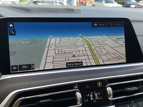 Used 2022 BMW X7 xDrive40i w/ Premium Package image 26