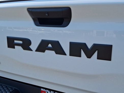 Used 2025 RAM 1500 Big Horn AWD/4WD image 31