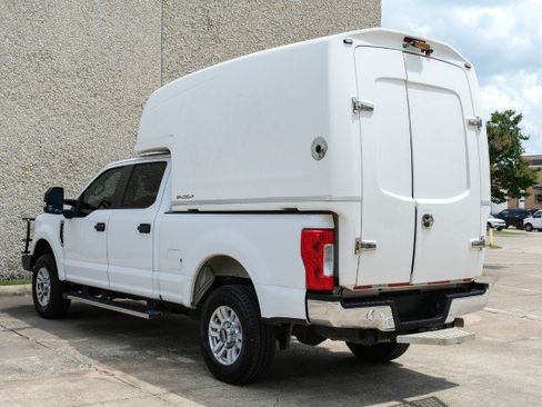Used 2019 Ford F250 XL w/ STX Appearance Package AWD/4WD image 10