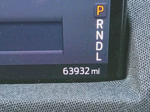 Used 2021 Ford Mustang Mach-E Premium image 16