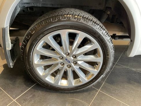 Used 2019 Ford F150 Limited w/ Trailer Tow Package AWD/4WD image 7