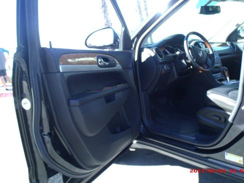 Used 2012 Buick Enclave Leather FWD image 12