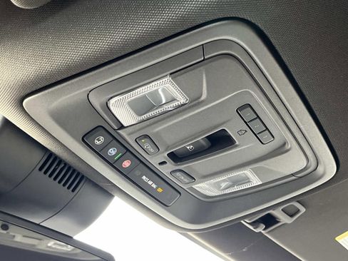 New 2026 GMC Sierra 1500 SLT w/ SLT Premium Plus Package image 30