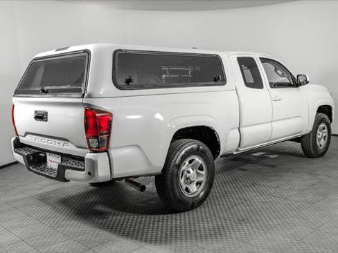 Used 2021 Toyota Tacoma SR RWD image 7
