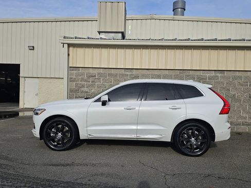 Used 2018 Volvo XC60 T6 Inscription w/ Convenience Package image 3