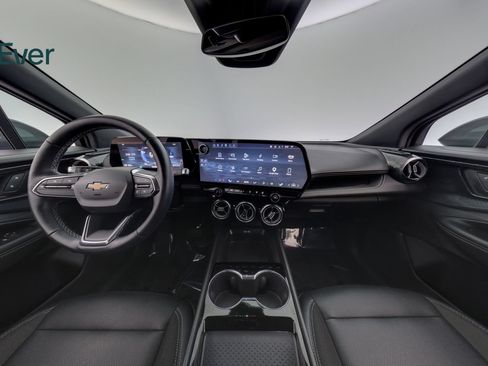 Used 2024 Chevrolet Blazer EV LT AWD/4WD image 26
