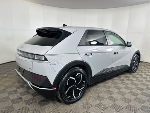 Used 2022 Hyundai Ioniq 5 SEL image 3