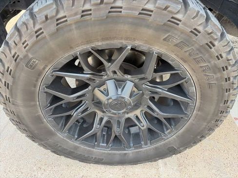 Used 2023 Ford F150 XLT w/ Equipment Group 302A High RWD image 8