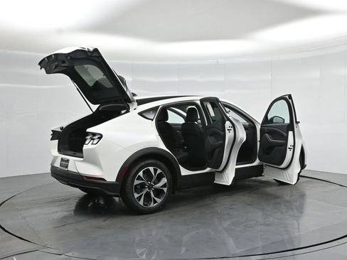 New 2026 Ford Mustang Mach-E Select RWD image 5
