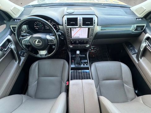 Used 2020 Lexus GX 460 Premium w/ Premium Package image 20