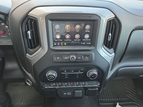 Used 2022 Chevrolet Silverado 1500 Custom image 25