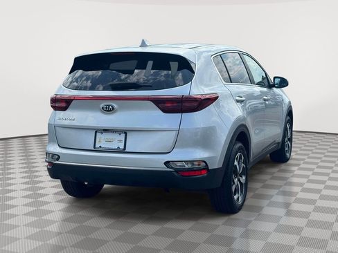 Used 2020 Kia Sportage LX AWD/4WD image 4