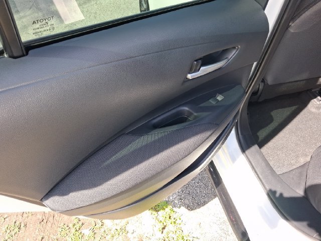 Used 2026 Toyota Corolla SE FWD image 9