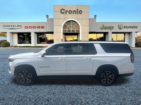Used 2024 Chevrolet Suburban Z71 w/ Luxury Package AWD/4WD image 6