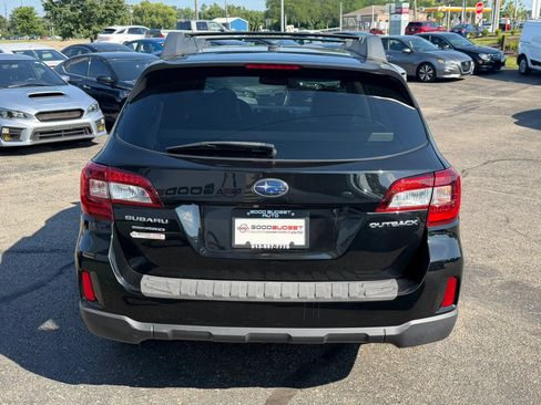 Used 2015 Subaru Outback 2.5i Limited AWD/4WD image 8