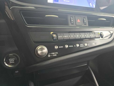 New 2025 Lexus ES 350 image 29
