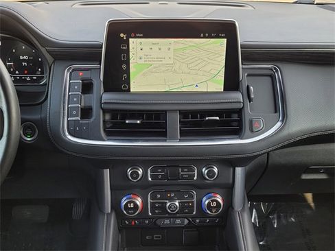 Used 2022 GMC Yukon XL SLT image 13