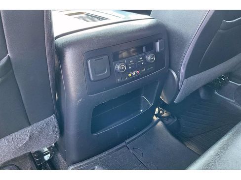 Used 2016 Chevrolet Suburban LT AWD/4WD image 10