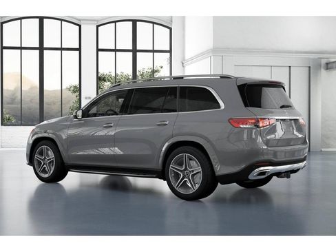 New 2026 Mercedes-Benz GLS 450 4MATIC image 30