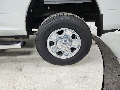 Used 2022 RAM 2500 Big Horn image 43