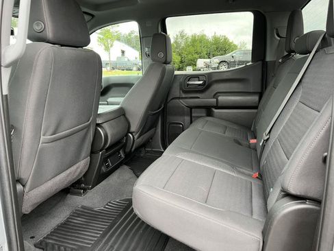 Used 2023 Chevrolet Silverado 1500 Custom AWD/4WD image 4