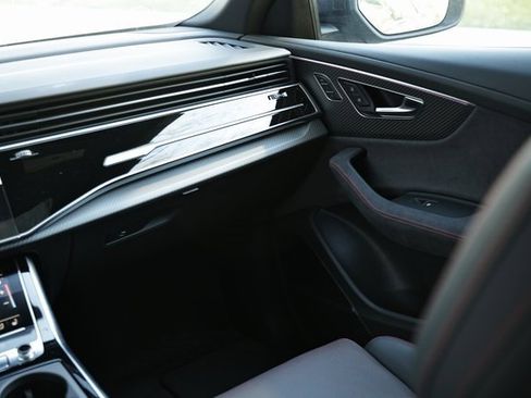 New 2026 Audi RS Q8 performance image 30