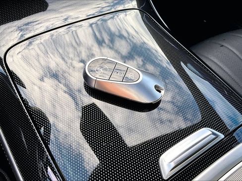Certified 2023 Mercedes-Benz S 500 4MATIC image 10