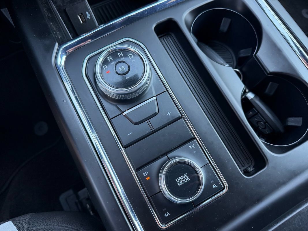 Used 2020 Ford Expedition XL AWD/4WD image 18