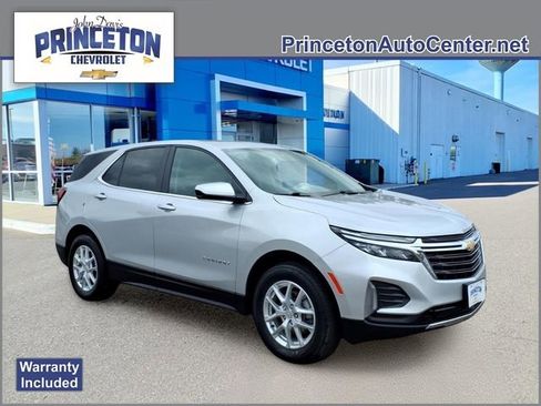Used 2022 Chevrolet Equinox LT AWD/4WD image 1