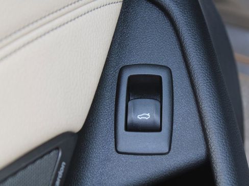 Used 2019 BMW 530i image 23