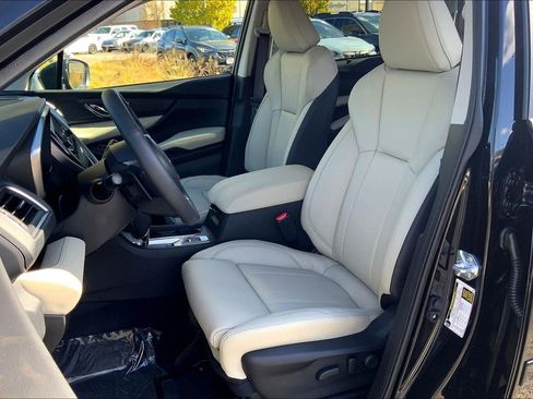 New 2025 Subaru Ascent Limited image 11