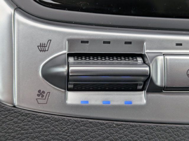 New 2027 Kia Carnival SX Prestige FWD image 24