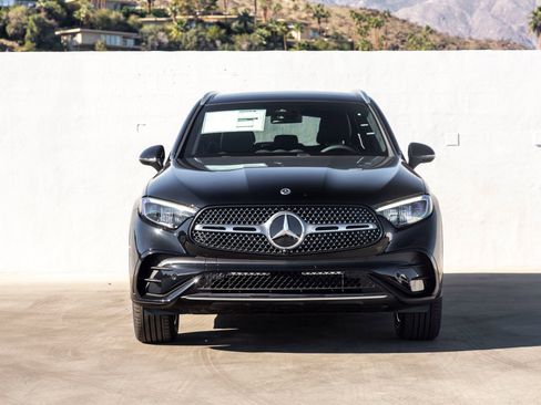 Used 2026 Mercedes-Benz GLC 300 image 11