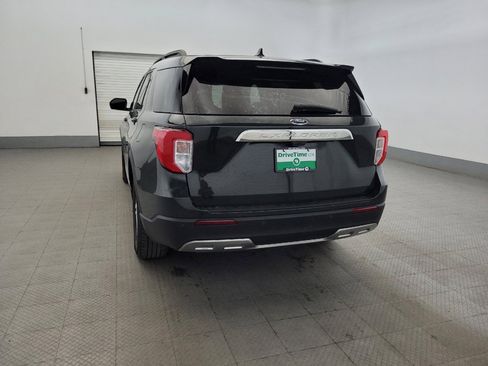 Used 2023 Ford Explorer XLT w/ Equipment Group 202A AWD/4WD image 6