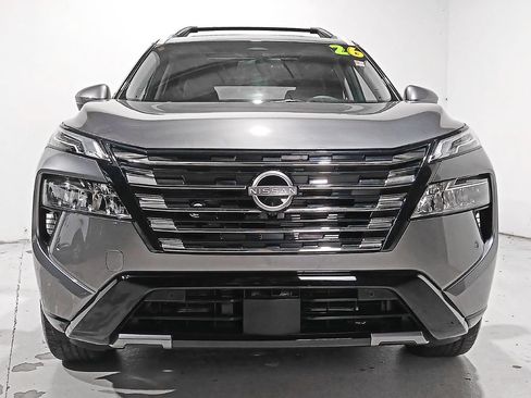 Used 2026 Nissan Rogue Platinum w/ Platinum Premium Package AWD/4WD image 2