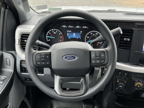 New 2026 Ford F250 XL w/ XL Chrome Package image 16