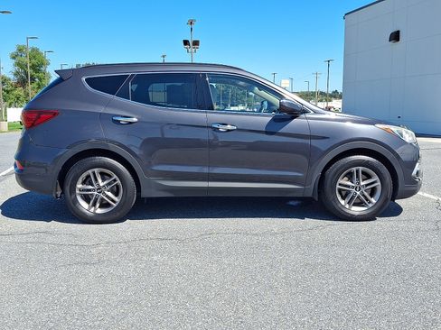 Used 2018 Hyundai Santa Fe Sport w/ 2.4L Value Package 02 AWD/4WD image 7
