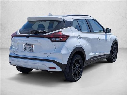 Used 2024 Nissan Kicks SR w/ SR Premium Package FWD image 5