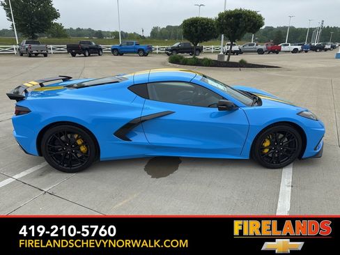 New 2025 Chevrolet Corvette Stingray w/ Z51 Performance Package image 6