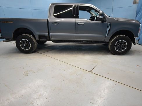 Used 2023 Ford F250 Lariat w/ Tremor Off-Road Package image 41