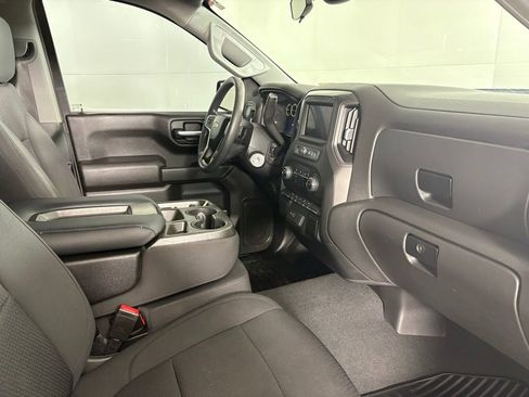 Used 2022 Chevrolet Silverado 1500 Custom w/ Safety Confidence Package image 14