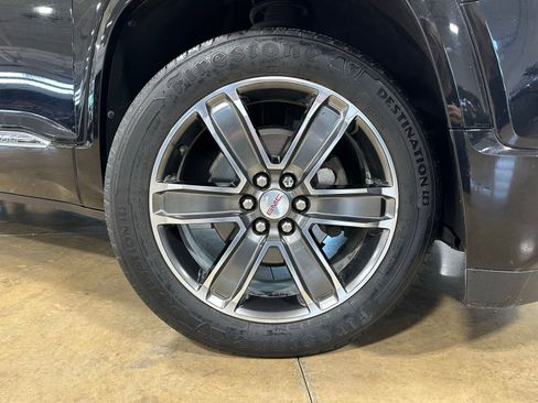 Used 2019 GMC Acadia Denali w/ Technology Package image 10