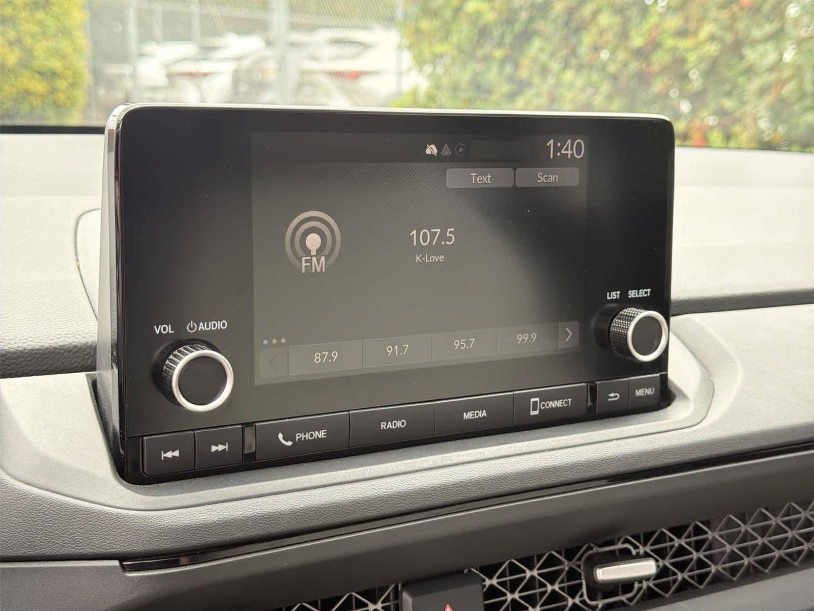 Used 2023 Honda Accord EX image 17