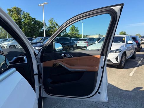 Certified 2026 BMW X5 sDrive40i w/ Parking Assistance Package RWD image 31