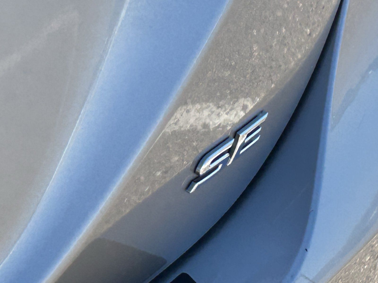 Used 2019 Toyota Camry SE FWD image 9
